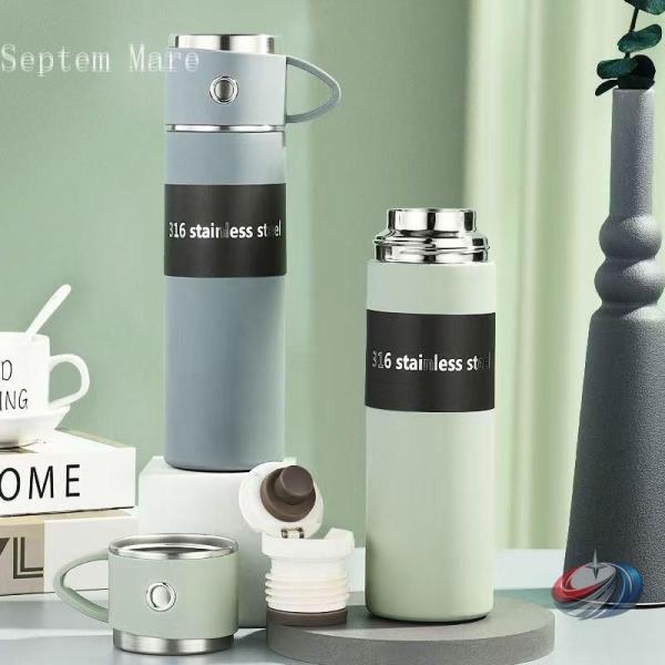 マグボトル 水筒 2WAY コップ付き 500ml 真空断熱 ゾンチー 直飲みもできてギフトにも選び...