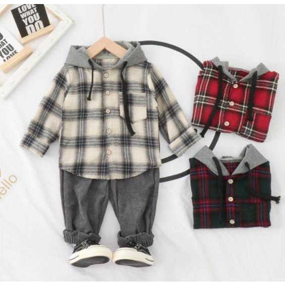 2点セット　パーカー+パンツ　春秋　子供服　キッズ　韓国ファッション　カジュアル系　男の子　女の子