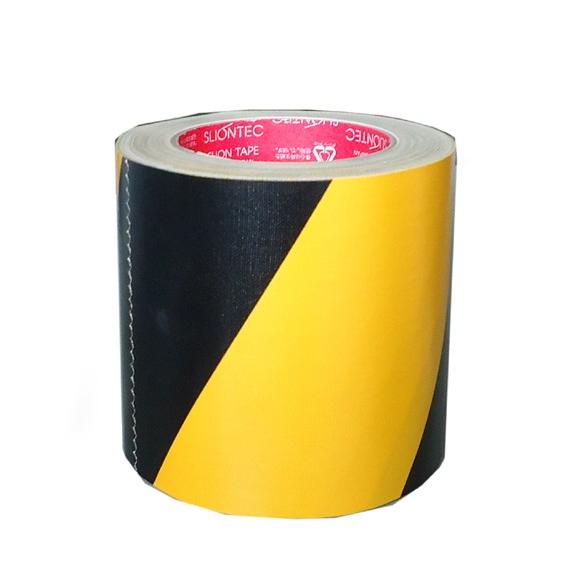 スリオンテック　3362　危険表示用布テープ　120mmｘ２５ｍ　布トラテープ　トラ布テープ　120...