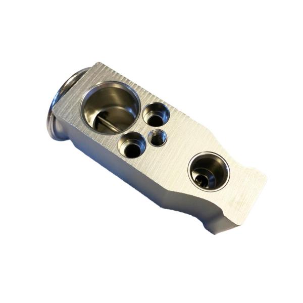 エキスパンションバルブ エキパン スズキ 純正 品番 95431-82K01 ワゴンR ラパン など