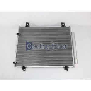 未使用品　 KOYORAD ハイエース 200系 ラジエーター　KDH206V 未使用品 KOYORAD ハイエース 200系 ラジエーター KDH206V