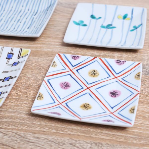 九谷焼 ／ 豆皿　角皿　小皿　おしゃれ　かわいい　和食器　梅花　むぎわら　双葉　角つなぎ　3号　縁起...