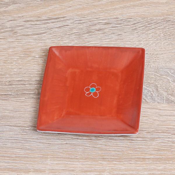 九谷焼 ／ 豆皿　朱巻花　角皿　小皿　おしゃれ　かわいい　和食器　3号　縁起物　贈り物 ／ 和陶房