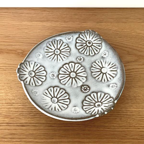 小代焼／花丸皿 陶器 おしゃれ 可愛い 和食器 ／小代本谷ちひろ窯