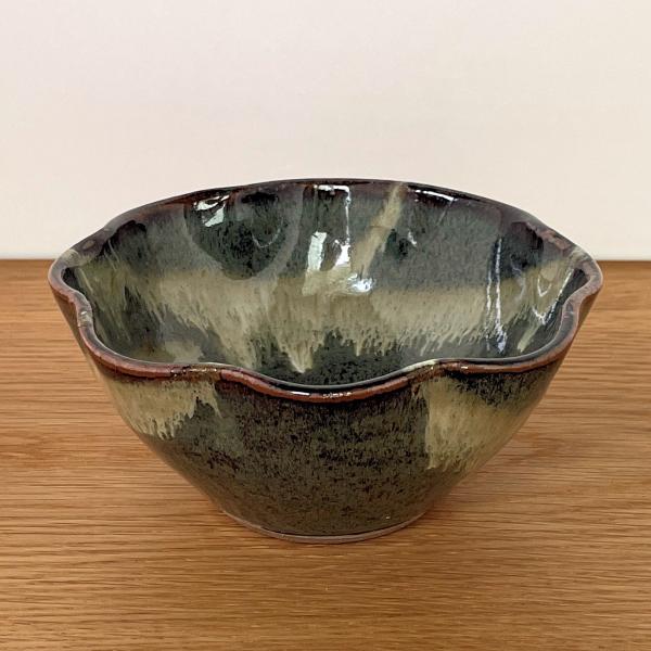 小代焼／ゆらゆら鉢 大 陶器 おしゃれ 可愛い 和食器 ／小代本谷ちひろ窯