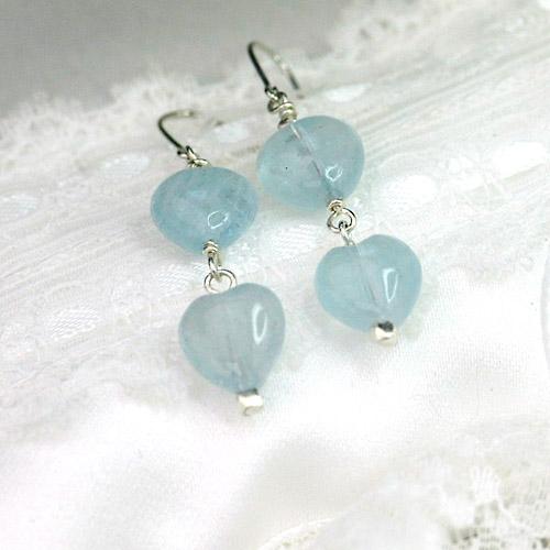 ツインハートパワーストーンピアス/　アクアマリン　パワーストーン　天然石