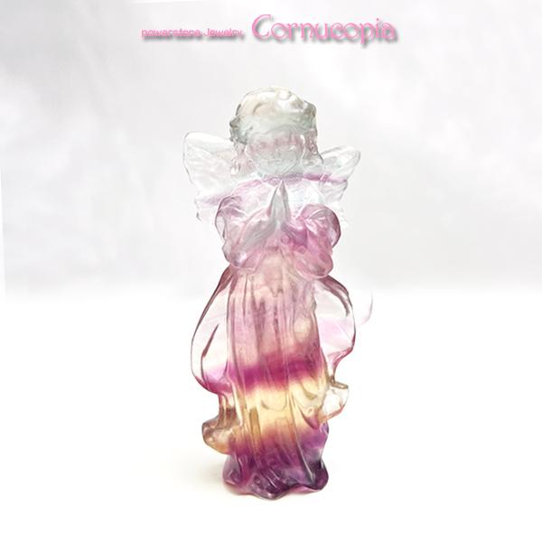 【新入荷】マルチカラーフローライトエンジェル　可愛い天使　繊細な彫刻　美しいグラデーション　蛍石　１...