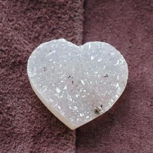 ドルジーカルセドニー　ハート　天然石　パワーストーン