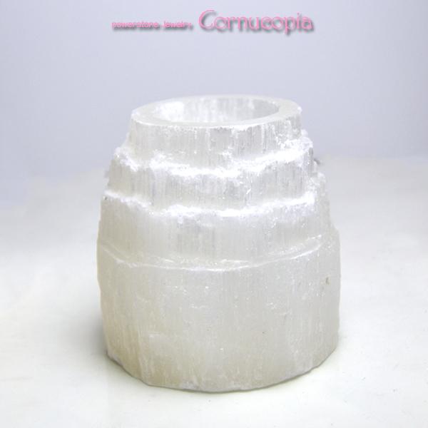 【新入荷】セレナイトキャンドルホルダーD　タワー型　ホワイト 天然石　パワーストーン　ヒーリング　キ...