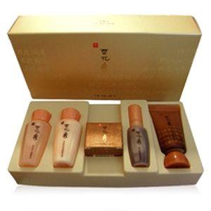 雪花秀 ソルファス　Concentrated Ginseng Kit ベーシックキット 5アイテム ミニチュアセット  Sulwhasoo　対応　韓国コスメ/韓国　コスメ/韓コス/BB｜cosme-market