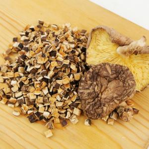 国内産 原木栽培 乾椎茸スライス 角切りタイプ...の詳細画像1