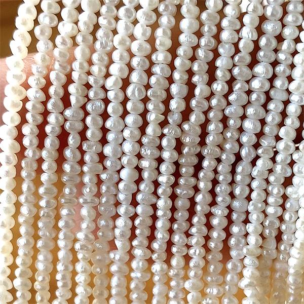 淡水パール （ポテト シードパール） 大きさ 約1.5〜1.8×2〜2.3mm 穴径 約0.4〜0....