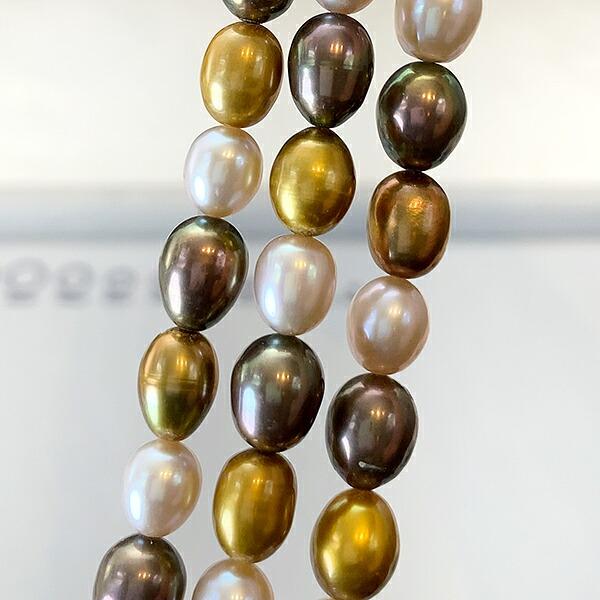 淡水パール（ライス）ミックス大きさ　約8〜10×7〜8mm穴径　約0.5〜0.6mm1連　約39cm...