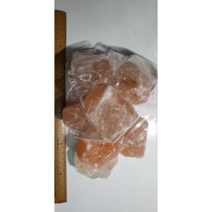 ヒマラヤピンク岩塩２ｋｇでお買い得５〜８センチ大きめの塊