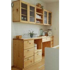 水色と白のタイルトップ キッチンカウンター : オーダー家具のキノカ