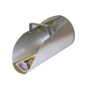 給餌スコップ ブリキ 3.8リットル