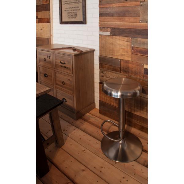 カウンタースツール