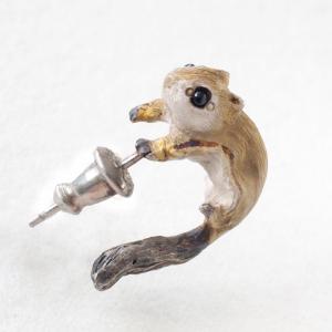 DECOvienya（デコヴィーニャ） 手作りアクセサリー 巣穴のモモンガ
