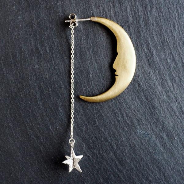 sasakihitomi(ササキヒトミ) 月と星のピアス 真鍮の月＆シルバーの星 / レディース 手...