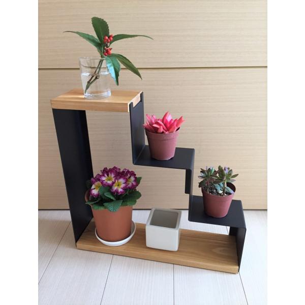 シェルフ　アイアン　おしゃれ　棚　階段シェルフ　ブラック