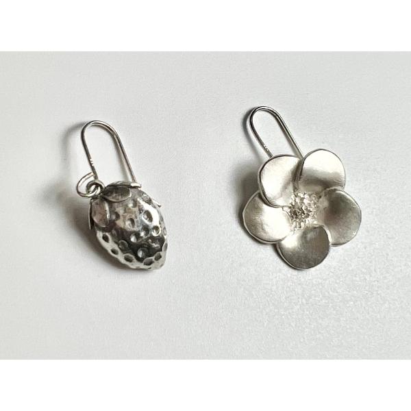 いちごのピアス　作り方解説動画