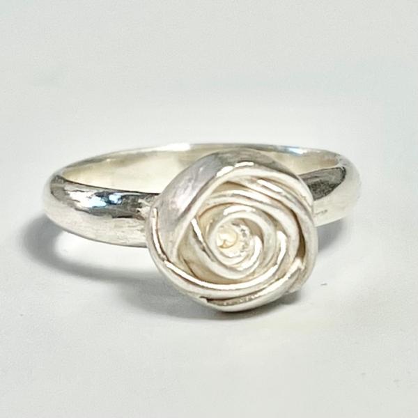 巻きバラの甲丸リング　作り方解説動画