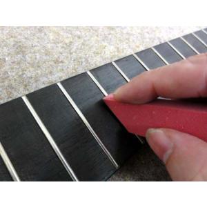 フレットポリッシングラバー　指板を傷つけずにフレットのくすみを除去する小物　2種あり