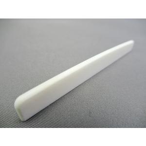 Martin(マーチン)純正　ミディアムサイズ　牛骨素材簡易整形(シェイプド)サドル　現行品タイプ