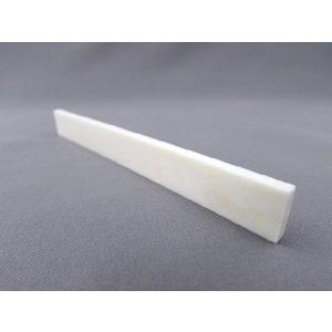 牛骨素材ロングサドル　未整形　厚み2.4x高さ12x 幅102ミリ