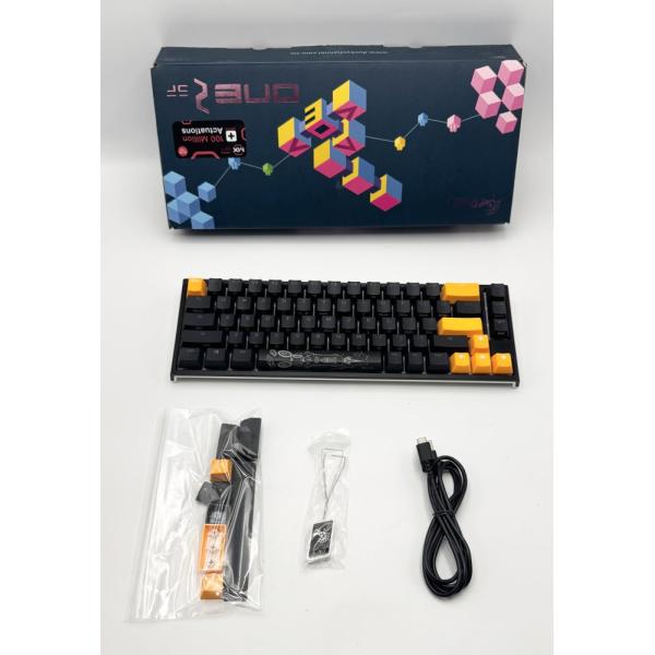 中古 DUCKY ゲーミングキーボード One 2 SF RGB 65% 静音赤軸(英語配列) dk...