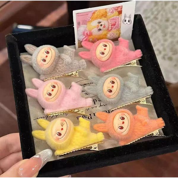 新品 2杖入 Labubu ラブブ ヘアクリップ ヘアアクセサリー 髪飾り ぬいぐるみ うさぎ かわ...