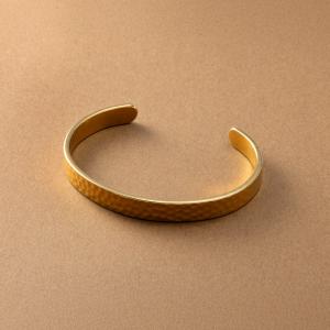 SWAROVSKI（スワロフスキー） 『Twisty Triangle バングル』 5086031