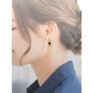 イヤリング ダークオリーブの雫 ゴールド ノン...の詳細画像1