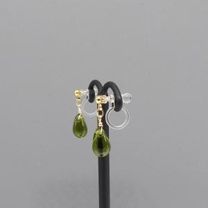 イヤリング ダークオリーブの雫 ゴールド ノン...の詳細画像3