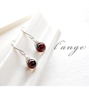 L'ange（ランジュ） ピアス 14kgf ハニージェード オニキス ゴールド