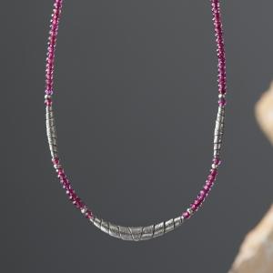 カレン 族 シルバー フェルメールを虜にした青 ラピスラズリ ビーズ