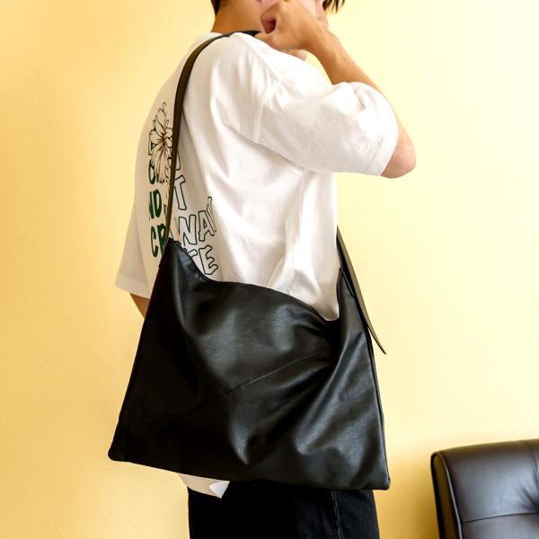 ショルダーバッグ サコッシュ フェイクレザー バッグ メッセンジャーバッグ メンズ レディース 大人...