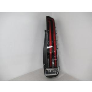 NOAH ノア 6AA-ZWR90W 右テールランプ 81551-V1050 341398 : クラウン2