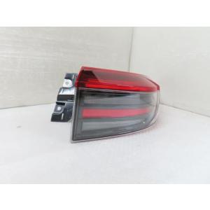 ヴェゼル 6BA-RV3 右テールランプ 33500-3M0-J51 363424 : クラウン2号