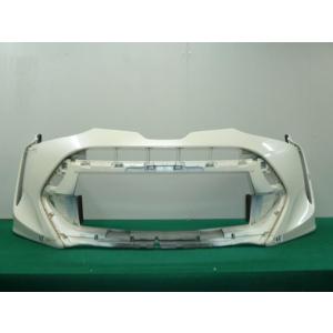 エスティマ DBA-ACR50W フロントバンパー カラー番号070 ホワイトP