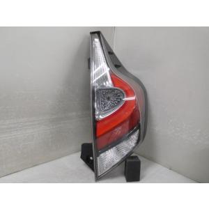 アクア DAA-NHP10 右テールランプ 81551-52E90 スタンレー52-309 後期 3...