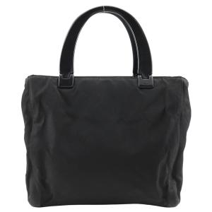 PRADA（プラダ） 美品 テスート 三角ロゴプレート ブラック 黒