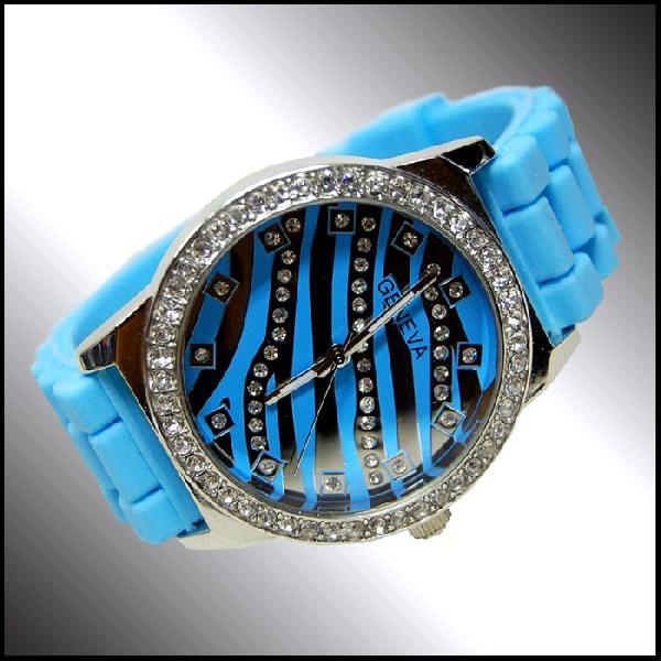 【50%OFF】 GENEVA ターコイズ シルバー ラバーベルト ジルコニア セレブ スタイル フ...