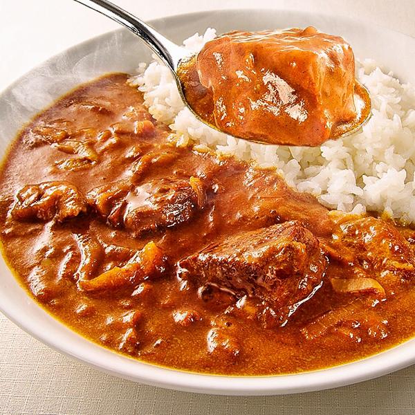 じっくり煮込んだ牛すじの旨みがたっぷりとろけた、ちょっとスパイシーなコク旨カレー！牛すじカレー専門店...