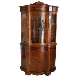 カップボード　インテリアキャビネット　イタリア家具　イタリアインテリア　インテリア