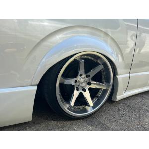 ハイエース200系　オーバーフェンダー　フロント３センチ　リア４センチ　｜customclub-store