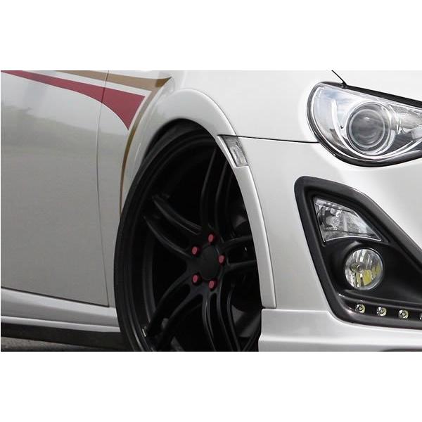 ガレージベリー BRZ ZC6 ローダウンフェンダートリム ウレタン 未塗装 品番：30-2004 ...