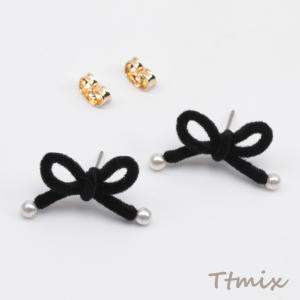 デザインピアス フロッキーリボン 蝶々結び A...の詳細画像1