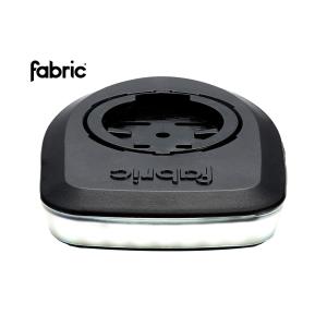 (春の応援セール)ファブリック（FABRIC）特価品　LUMARAY（ルーマレイ）V2 ガーミンマウント対応（Wahooマウント付）USB充電式フロントライト