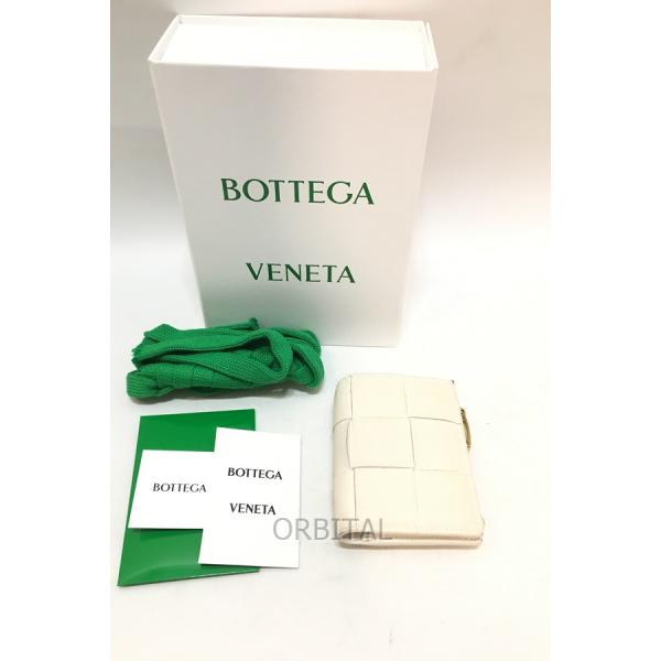 経堂) ボッテガヴェネタ BOTTEGA VENETA スモールカセット 二つ折り ファスナー ウォ...